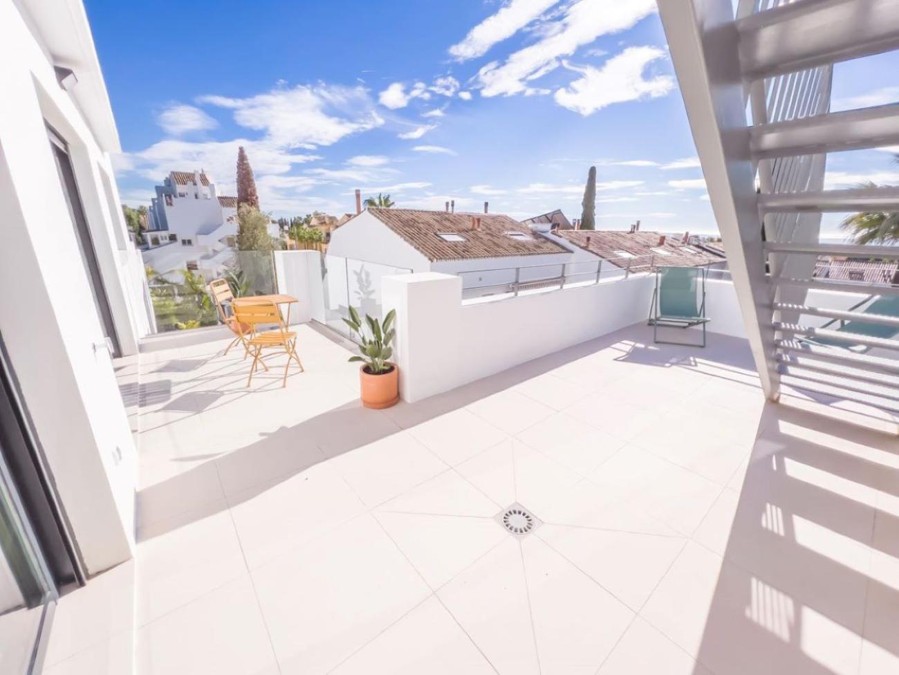 Penthouse On The Golden Mile Apartamento Marbella Exterior foto