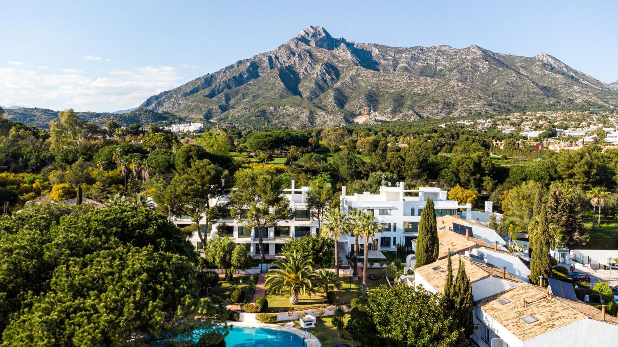 Penthouse On The Golden Mile Apartamento Marbella Exterior foto