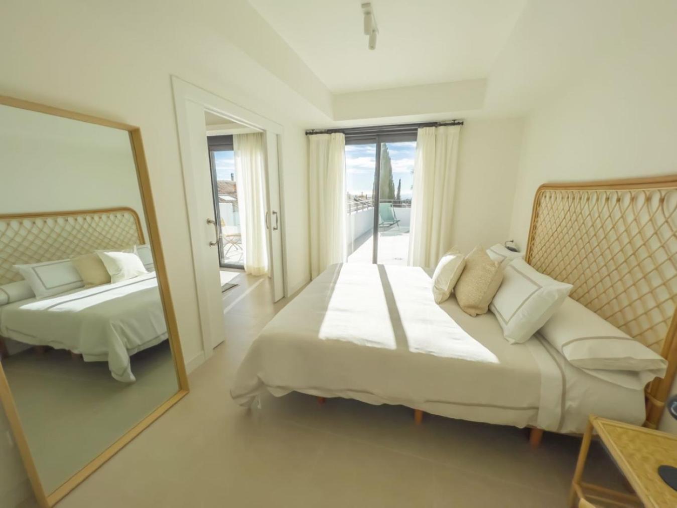 Penthouse On The Golden Mile Apartamento Marbella Exterior foto