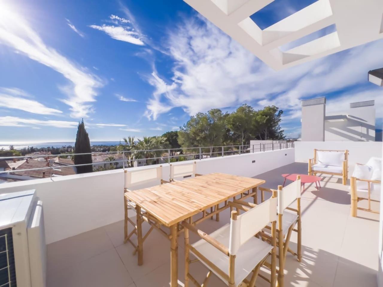Penthouse On The Golden Mile Apartamento Marbella Exterior foto